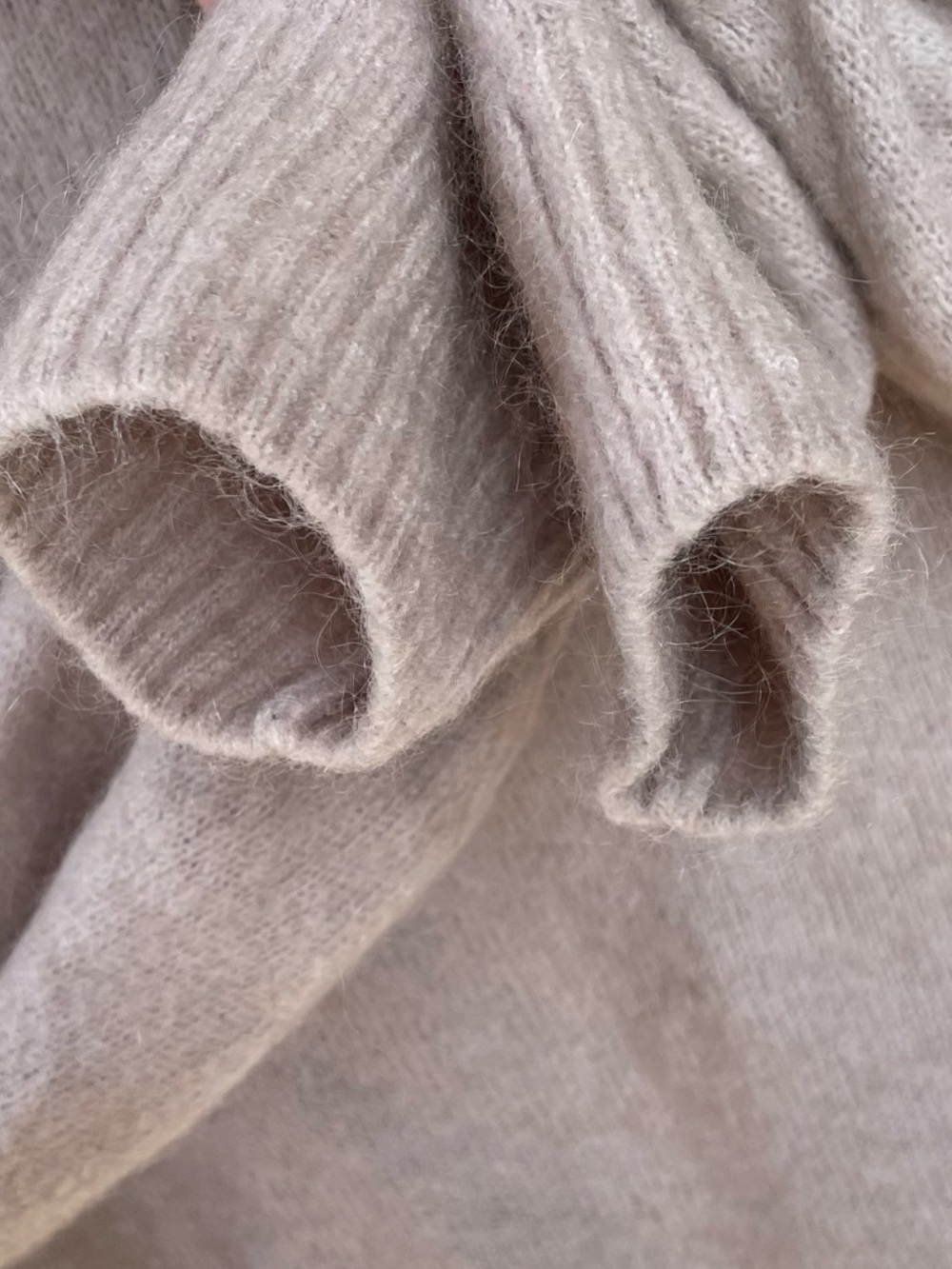 H&M Women's Wool Mohair Cropped Cowl Neck Sweater Blush Mauve S - Picture 7 of 10